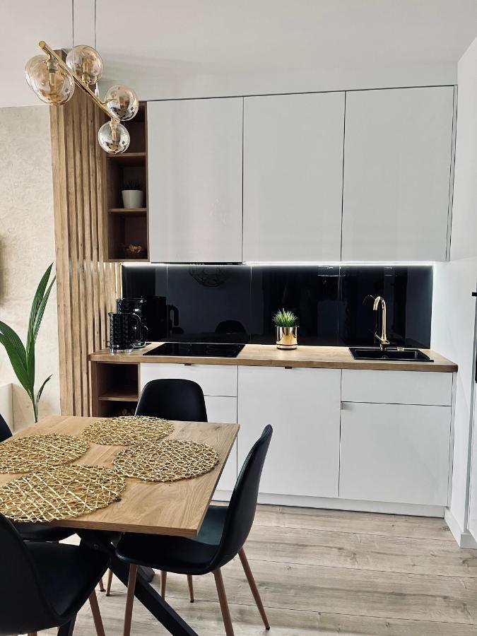 Nowoczesny Apartament Z Garazem Morelova Gdaňsk Exteriér fotografie