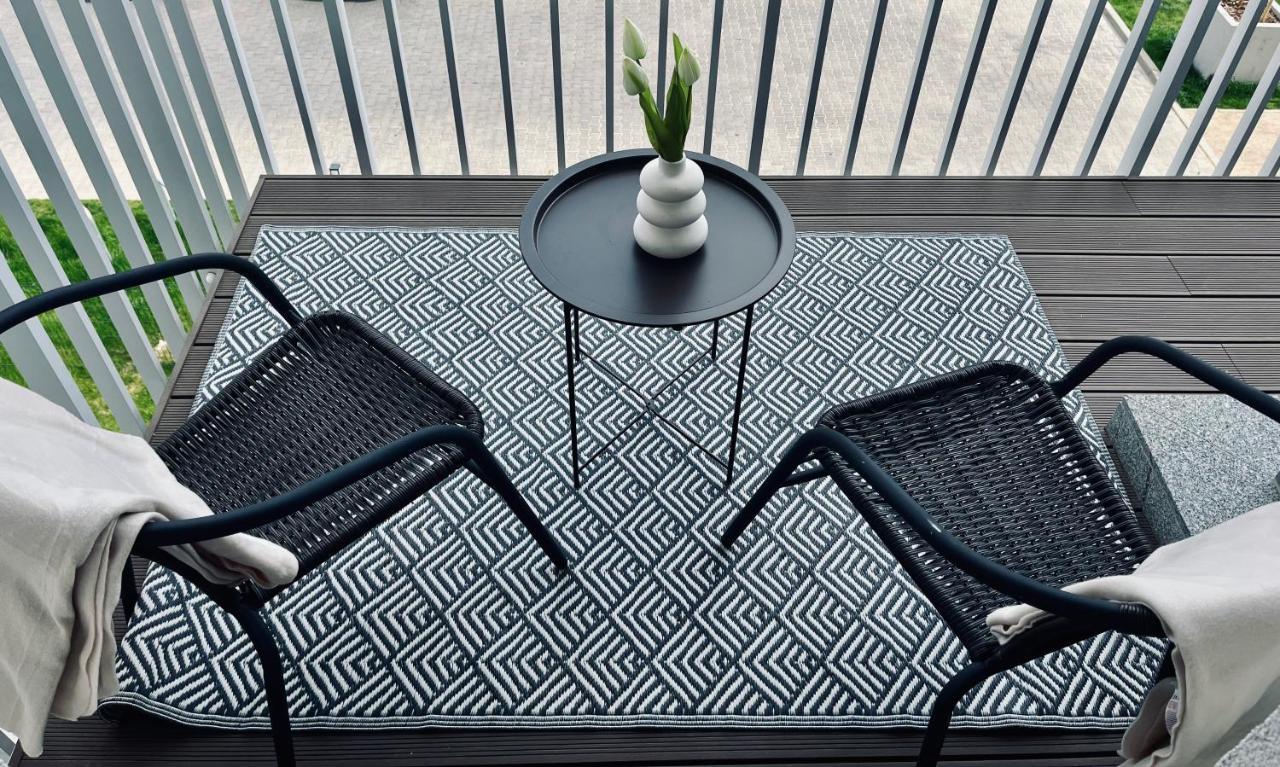 Nowoczesny Apartament Z Garazem Morelova Gdaňsk Exteriér fotografie